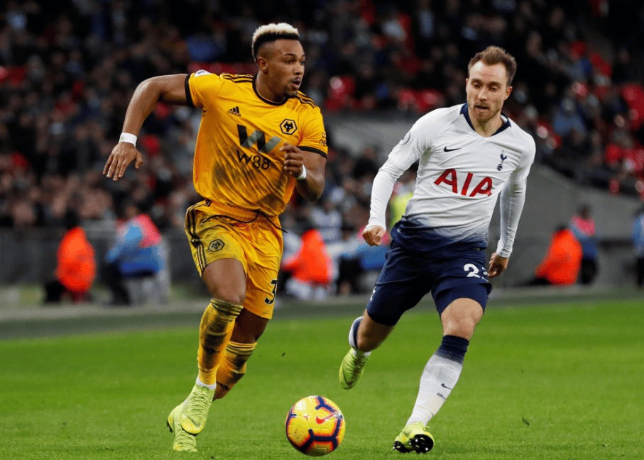 曼联1-1西汉姆联，拉齐奥1-0米兰，英超低谷期持续。（曼联1-1平西汉姆，拉齐奥1-0胜米兰，英超颓势未止）